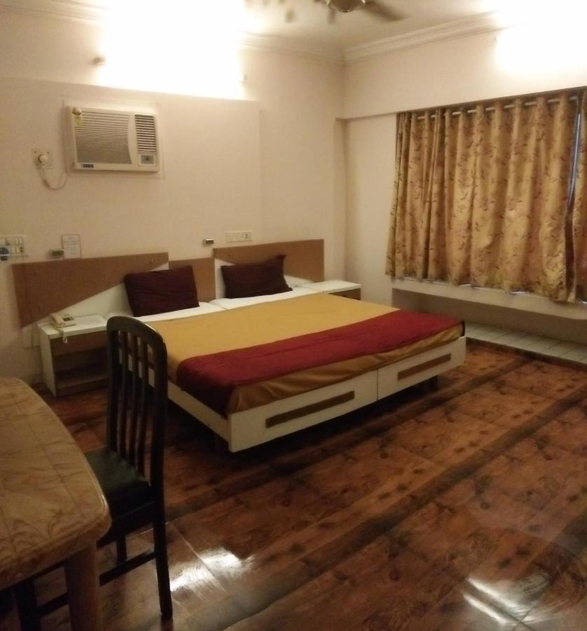 Livewel Serviced Wisma tamu *